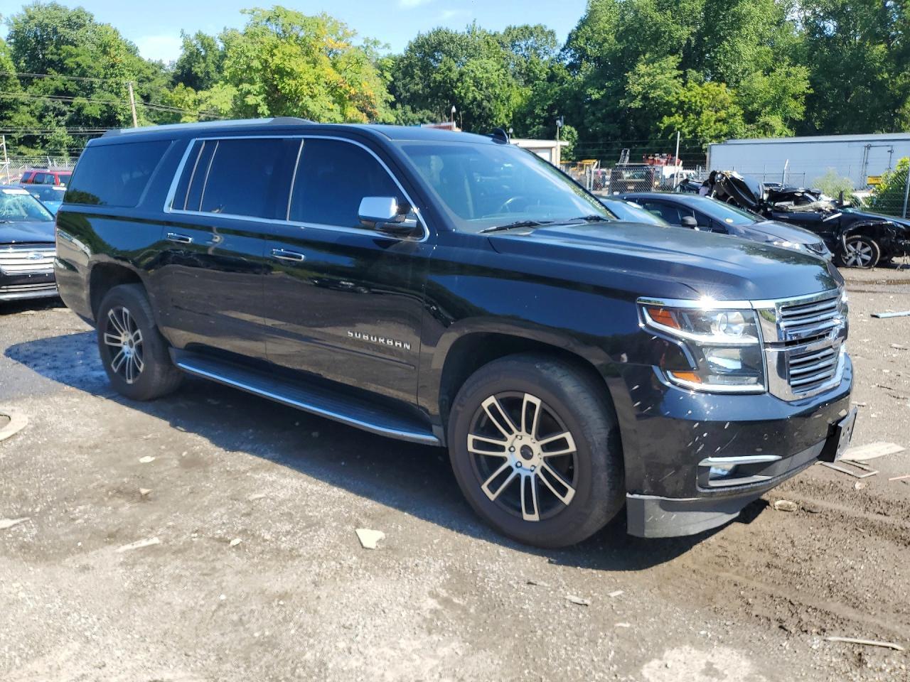 2017 Chevrolet Suburban K1500 Premier - zdjęcie 4