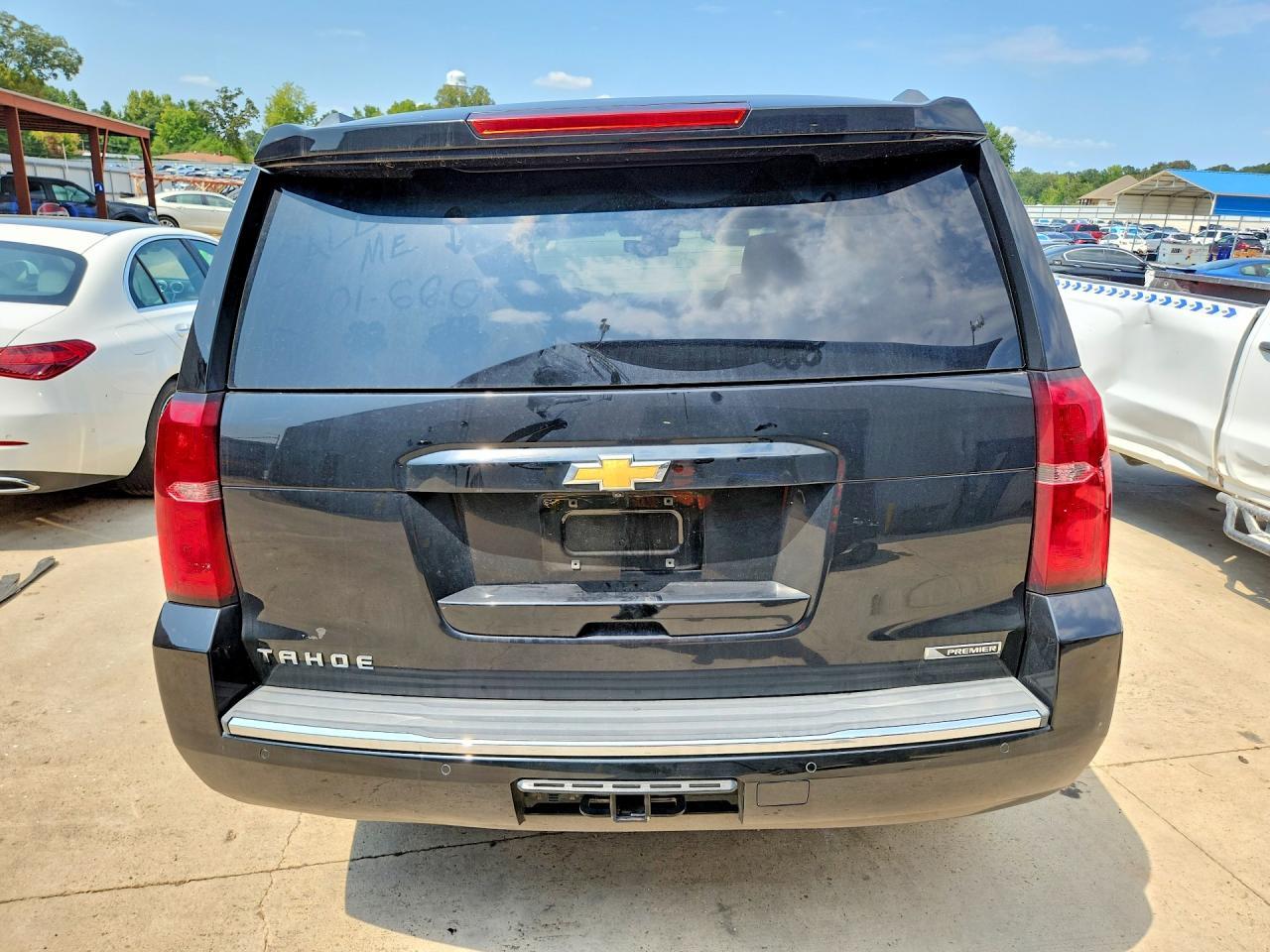 2018 Chevrolet Tahoe C1500 Premier - zdjęcie 6