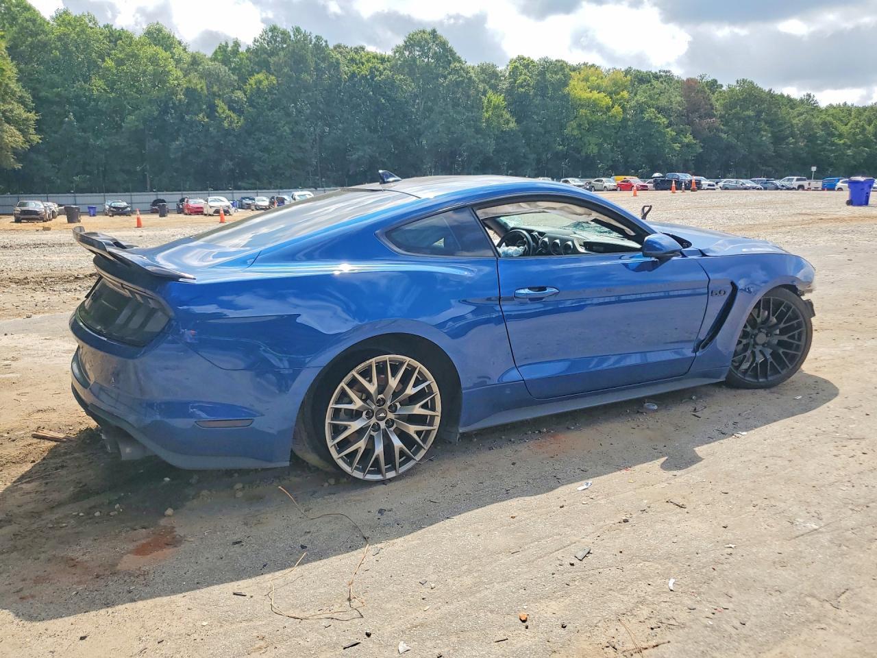 2022 Ford Mustang Gt - zdjęcie 3