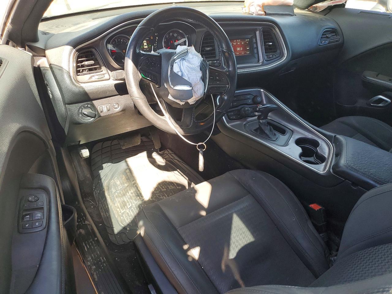 2017 Dodge Challenger Sxt - zdjęcie 8