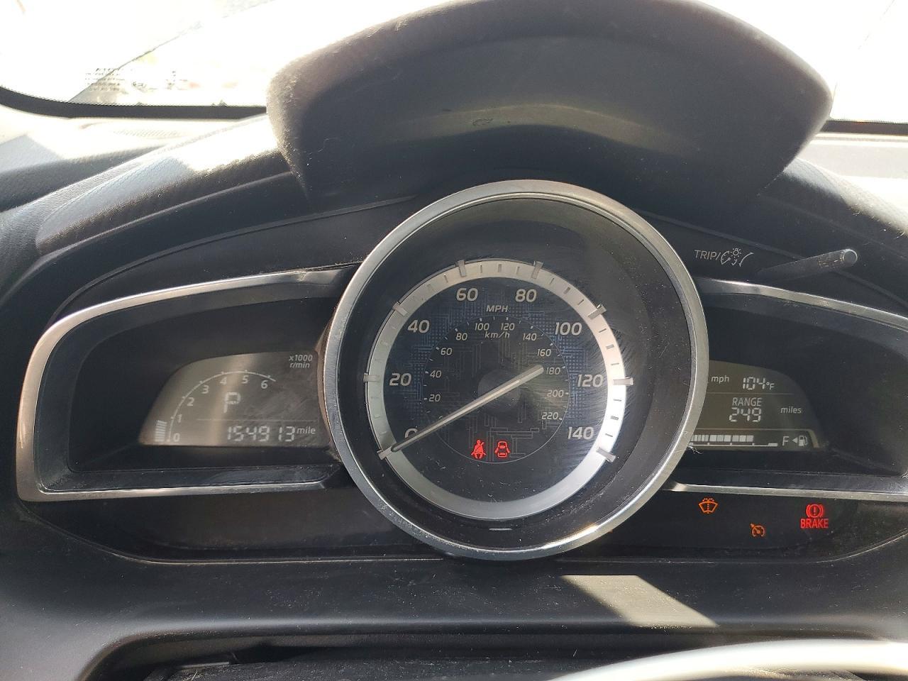 2017 Toyota Yaris Ia Base - zdjęcie 9