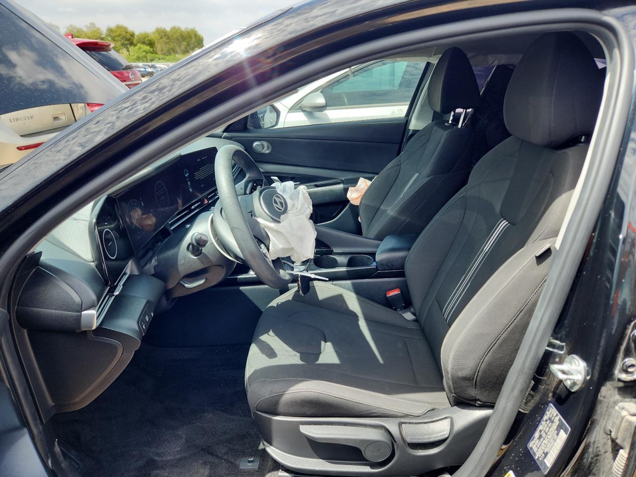 2024 Hyundai Elantra Blue - zdjęcie 7