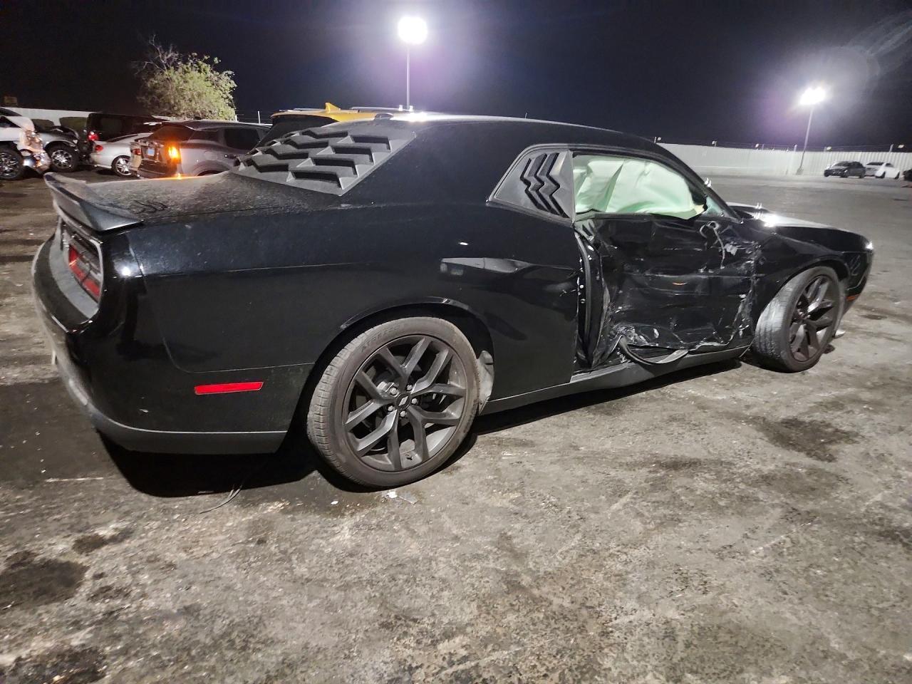 2019 Dodge Challenger R/T - zdjęcie 3