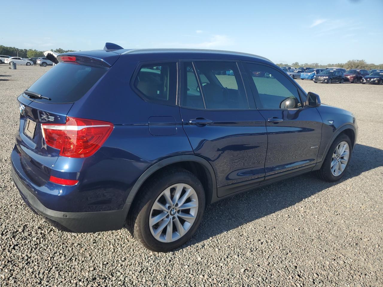 2017 BMW X3 Sdrive28I - zdjęcie 3