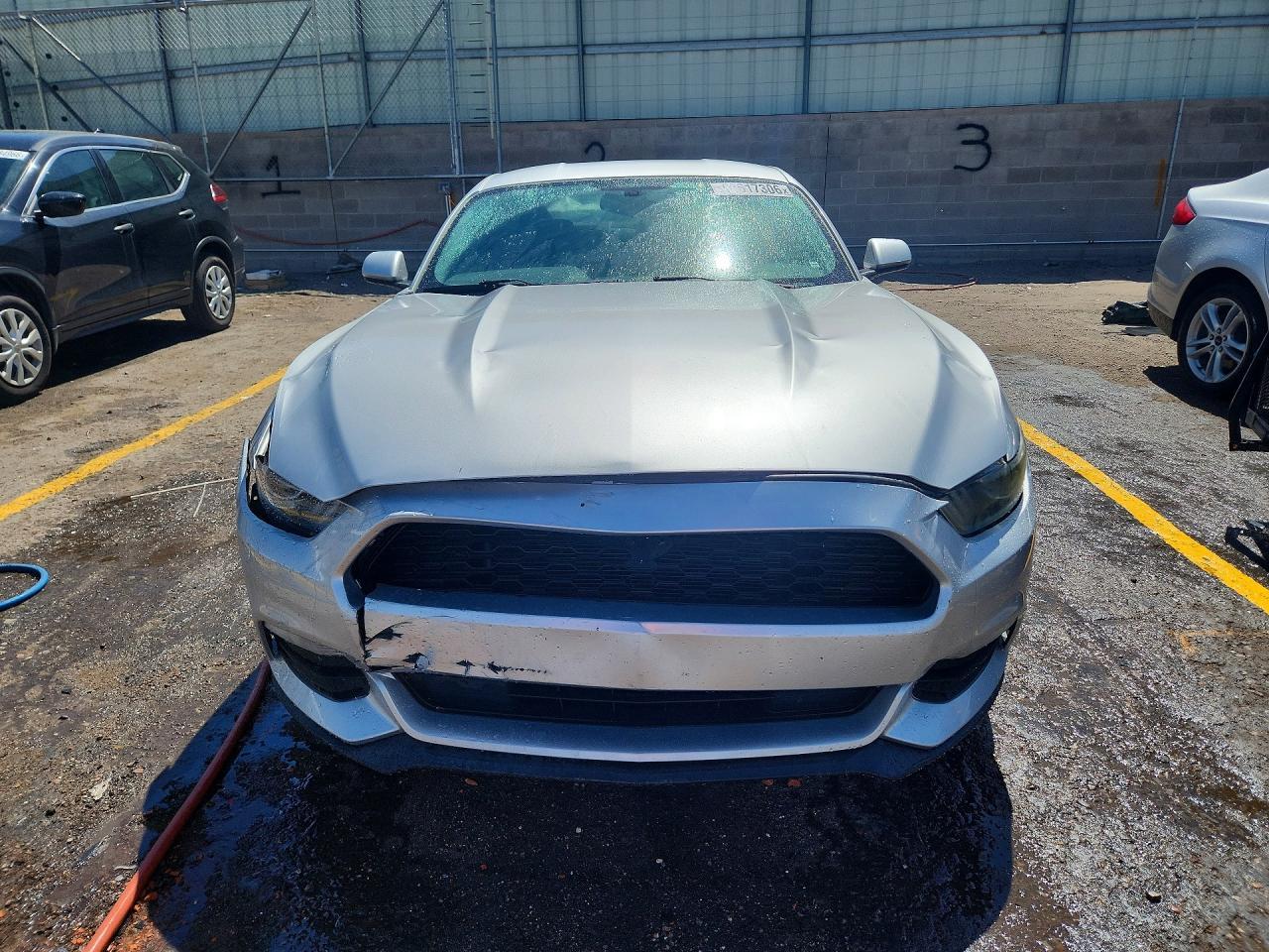 2016 Ford Mustang - zdjęcie 5