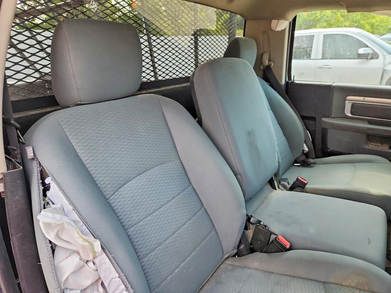 2019 Ram 1500 Classic Tradesman - zdjęcie 10
