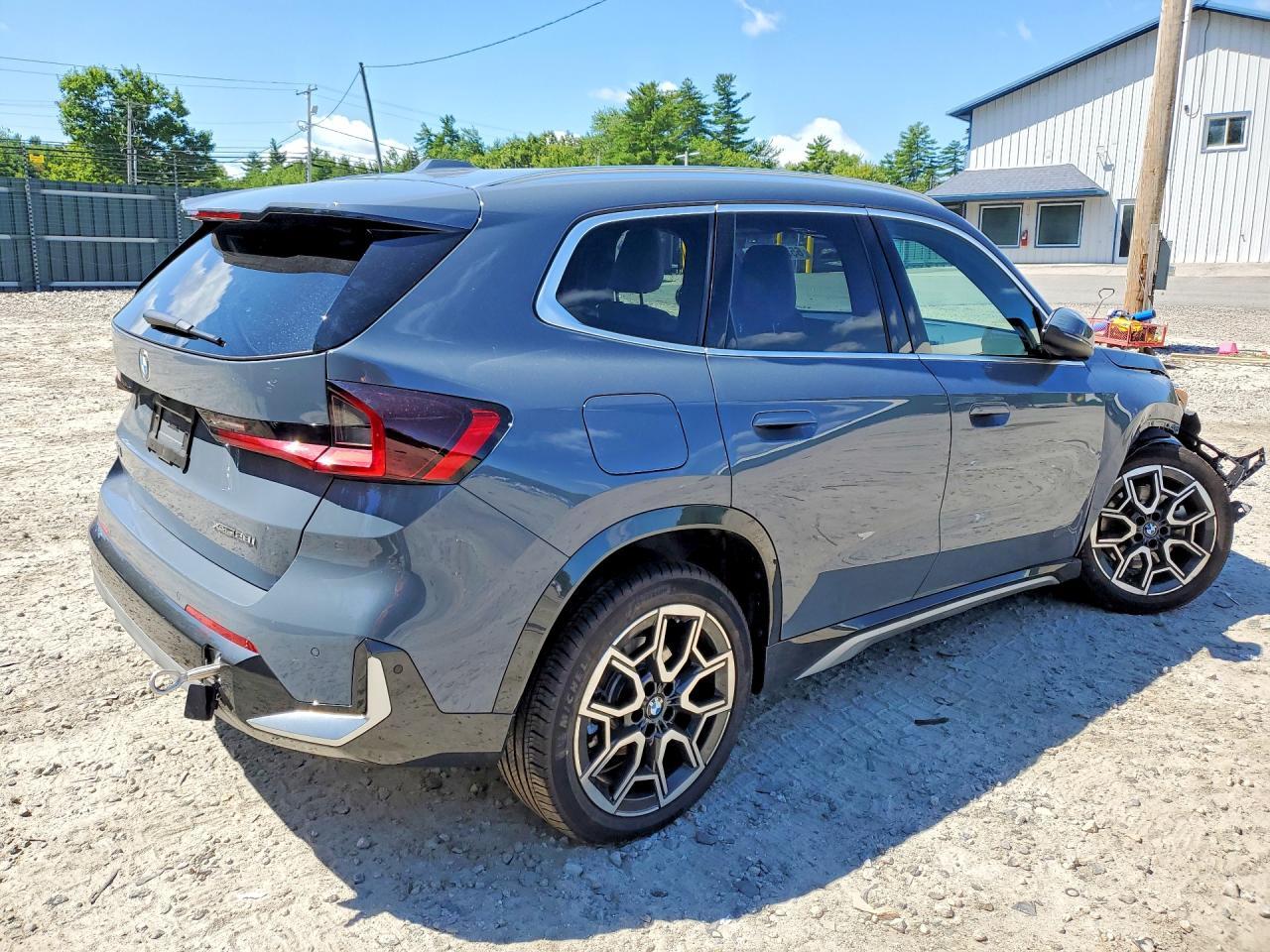 2025 BMW X1 xDrive28I - zdjęcie 3