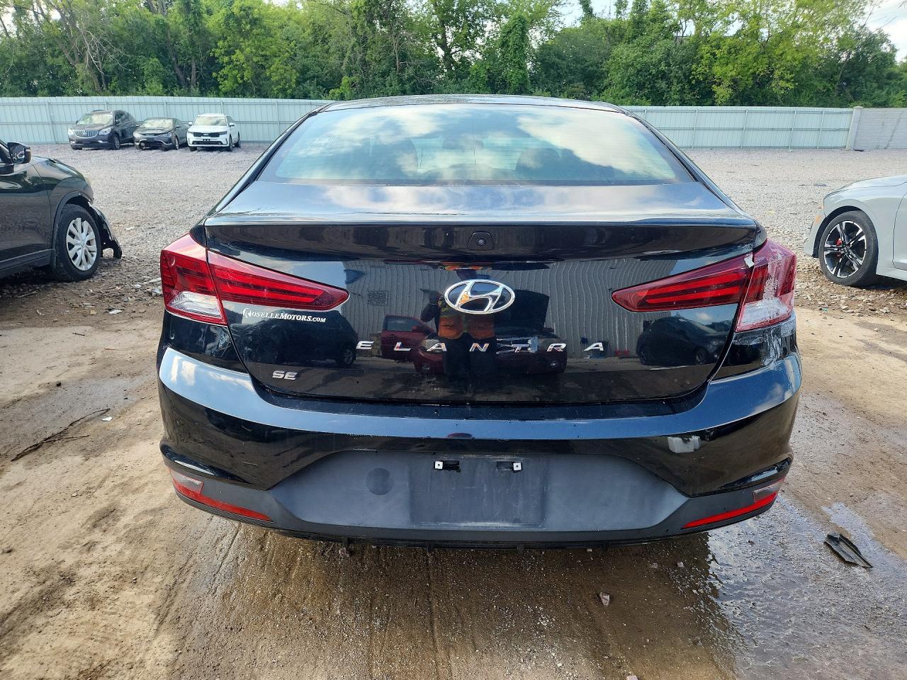 2019 Hyundai Elantra Se - zdjęcie 6