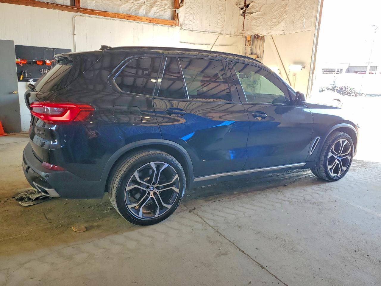 2019 BMW X5 xDrive40I - zdjęcie 3