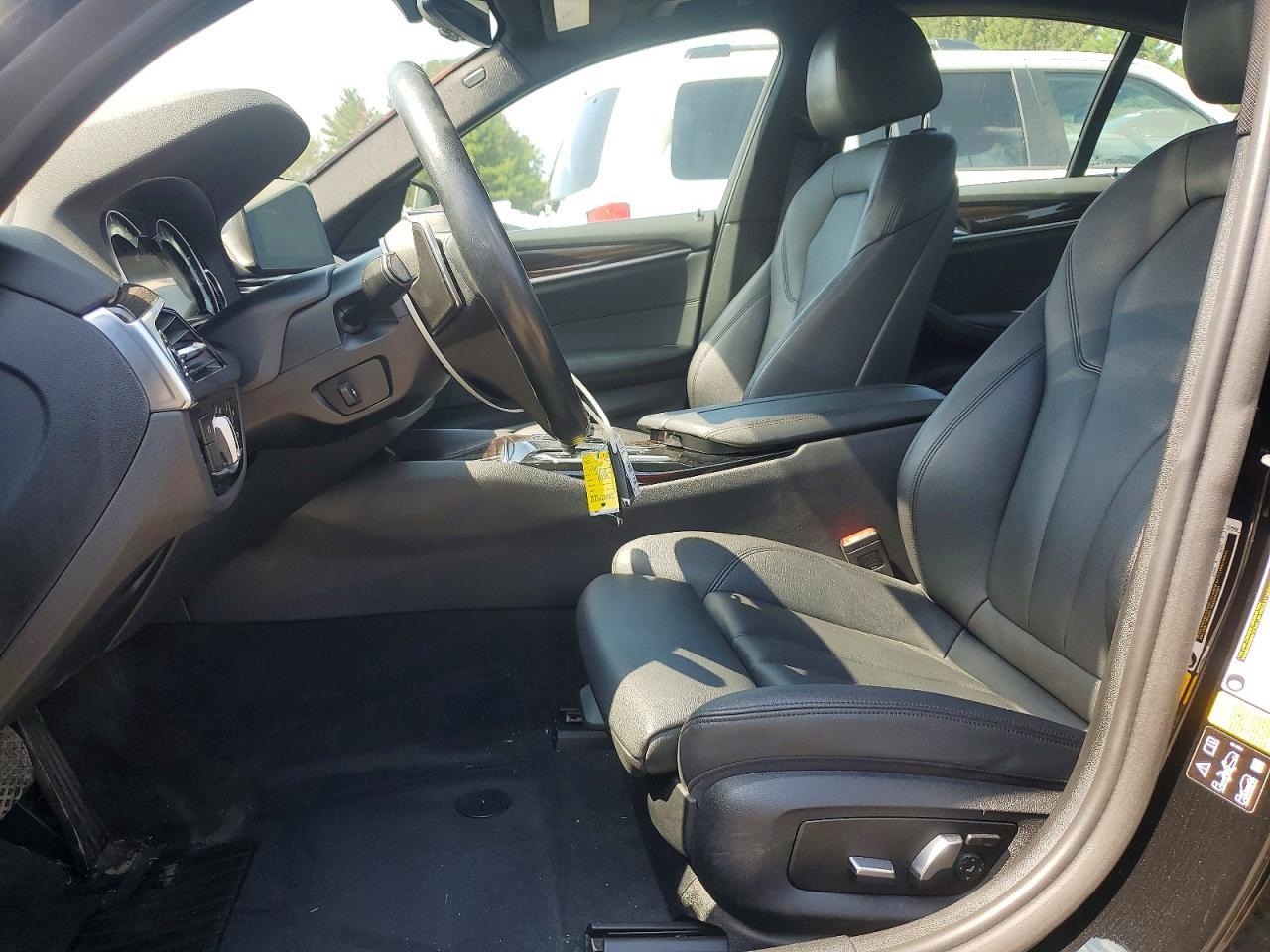 2018 BMW Seria 5 530i - zdjęcie 7