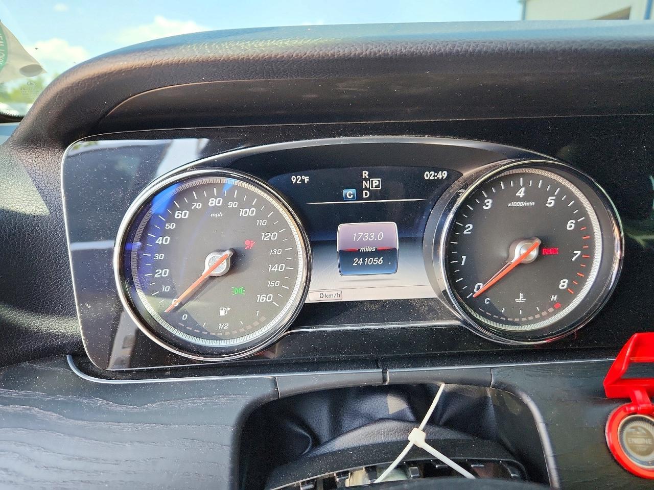 2017 Mercedes-Benz E 300 4Matic - zdjęcie 9