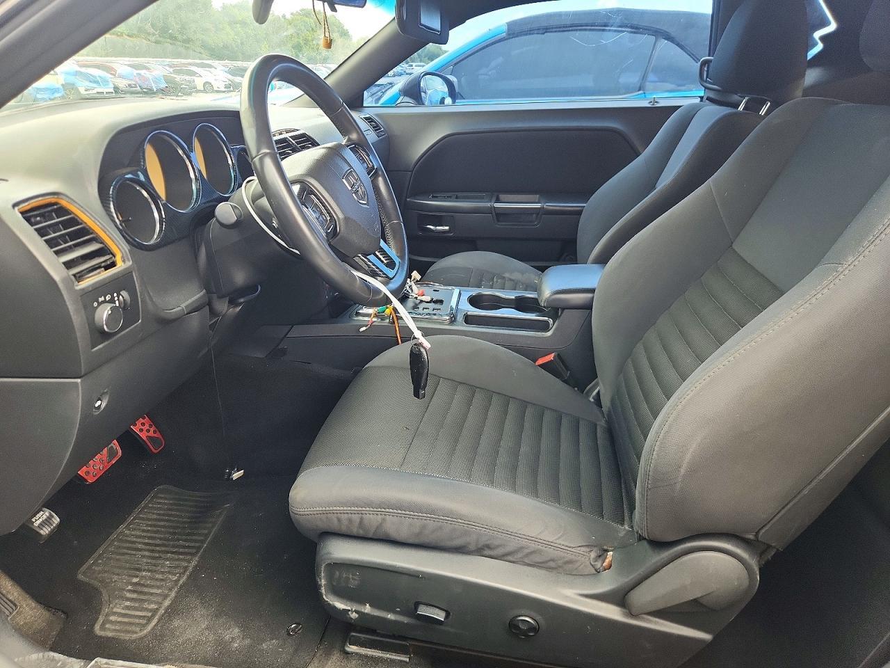 2014 Dodge Challenger Sxt - zdjęcie 7
