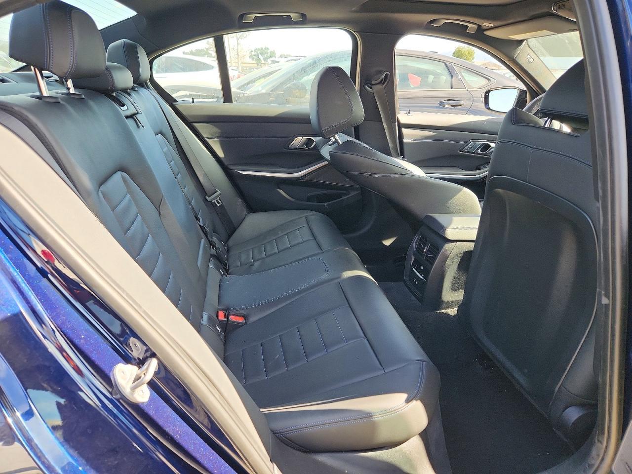 2026 BMW M340Xi - zdjęcie 10