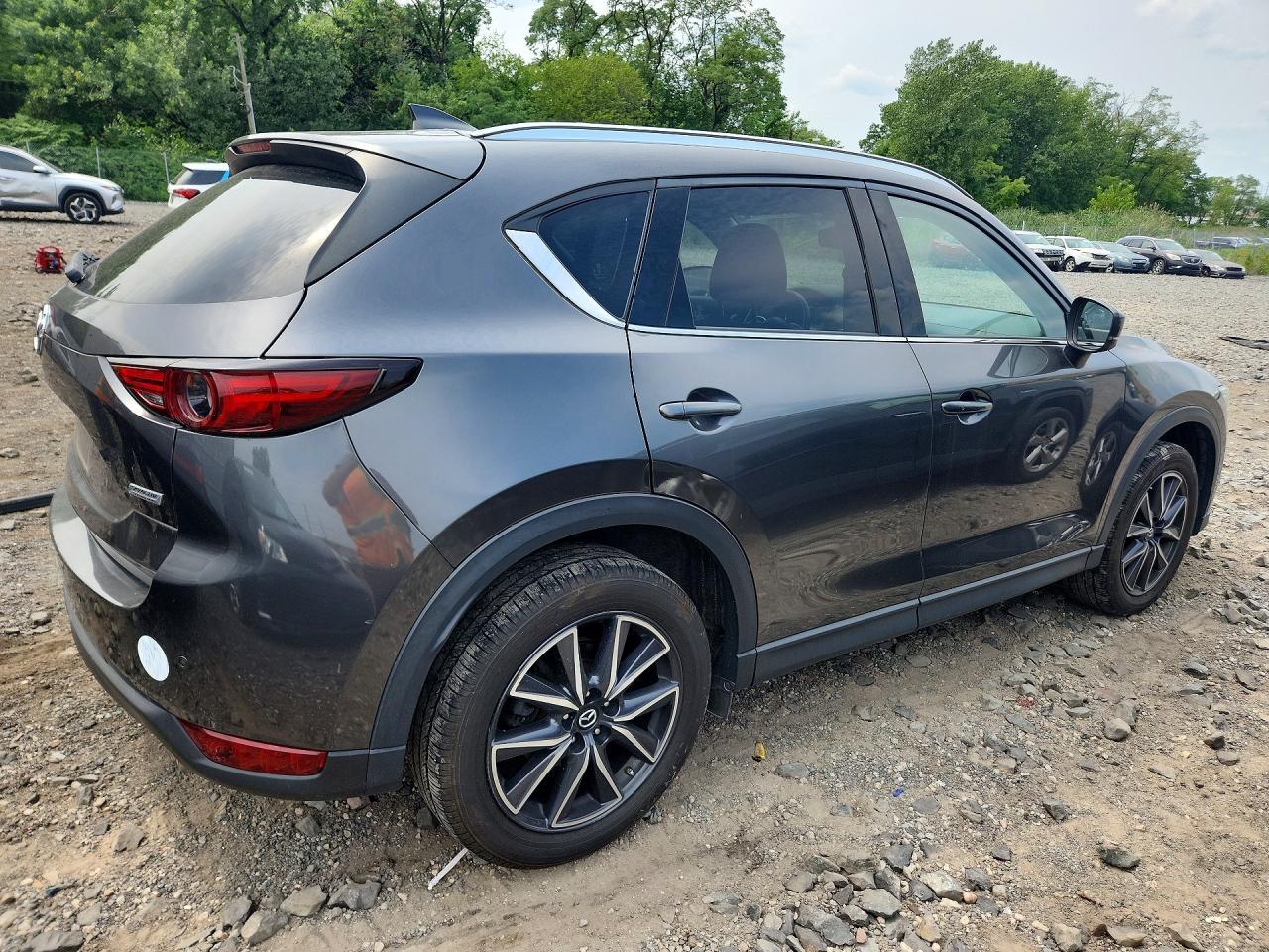 2017 Mazda Cx-5 Grand Touring - zdjęcie 3