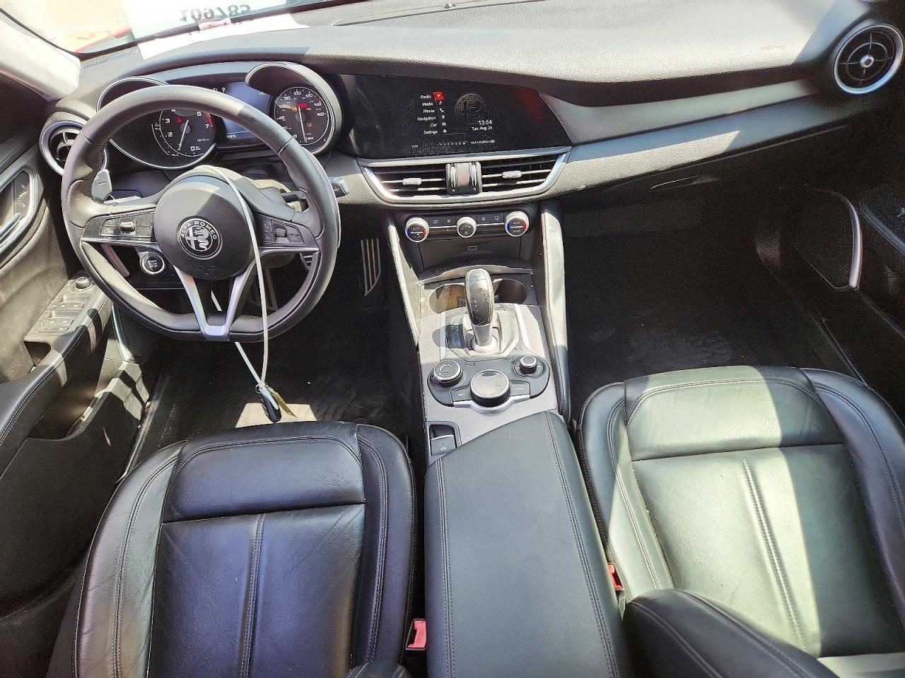 2017 Alfa Romeo Giulia - zdjęcie 8