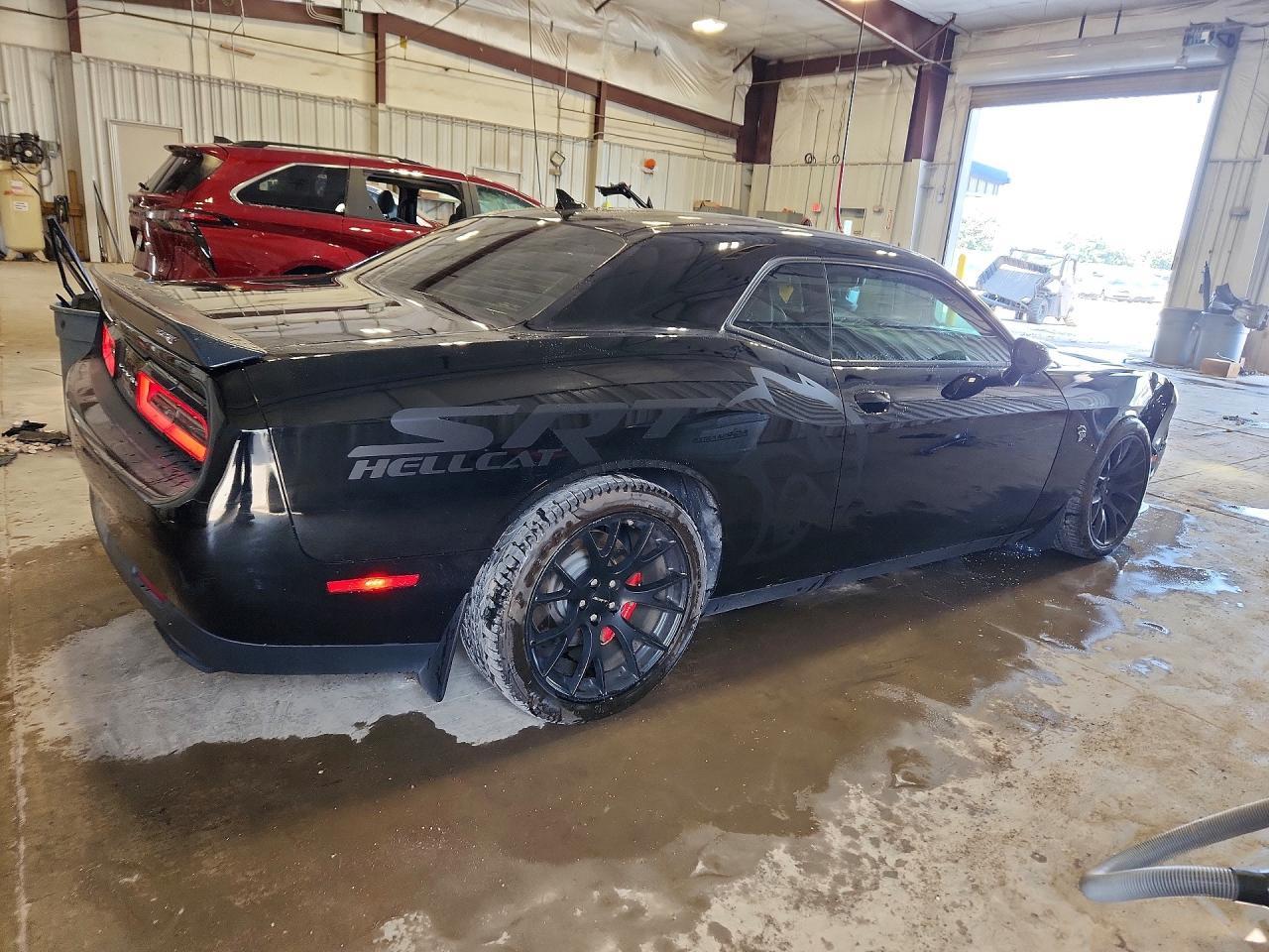 2016 Dodge Challenger Srt Hellcat - zdjęcie 3