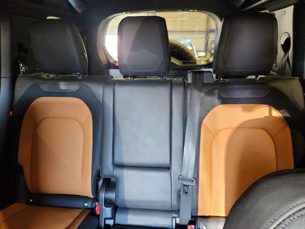2024 Land Rover Defender 110 X-Dynamic Se - zdjęcie 10