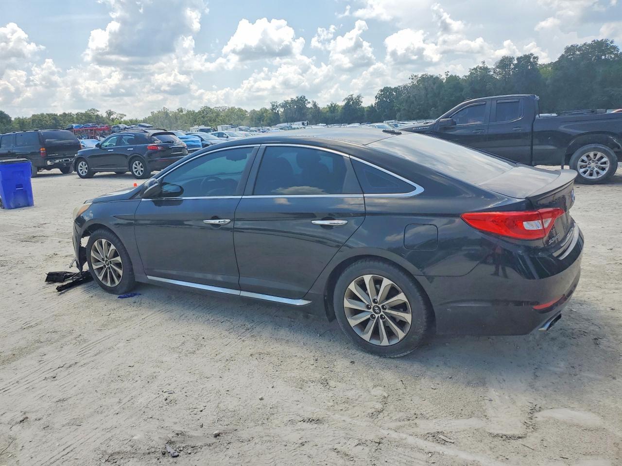 2015 Hyundai Sonata Sport - zdjęcie 2