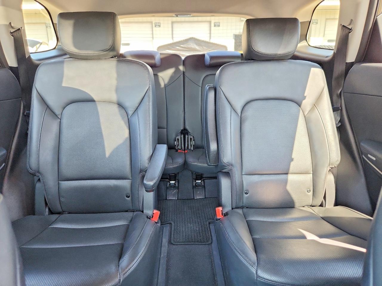 2016 Hyundai Santa Fe Limited - zdjęcie 10