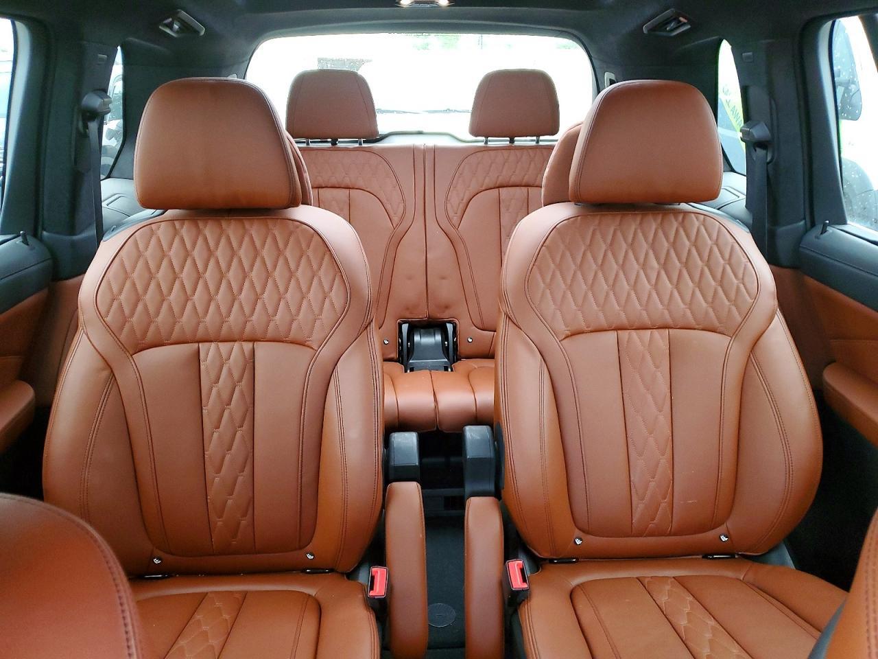 2020 BMW X7 xDrive50I - zdjęcie 10