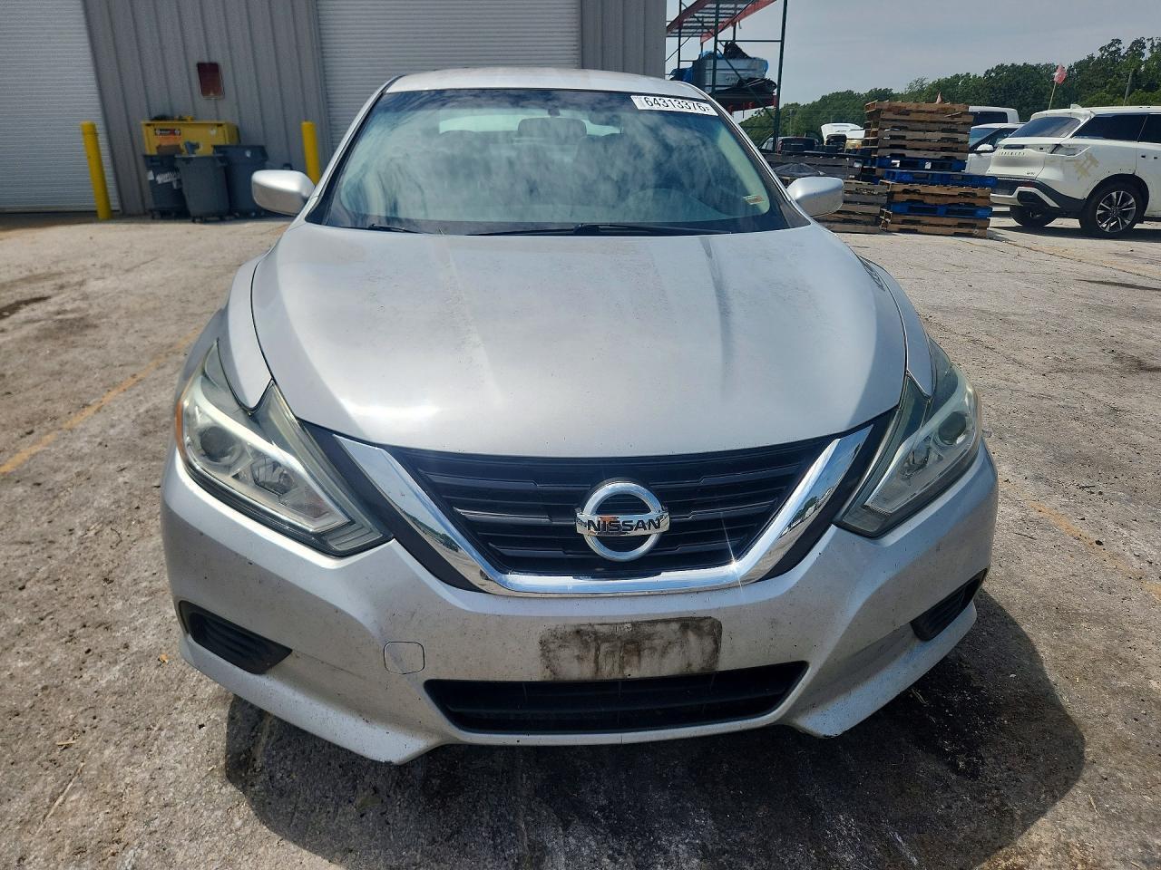 2016 Nissan Altima 4D 2Wd - zdjęcie 5