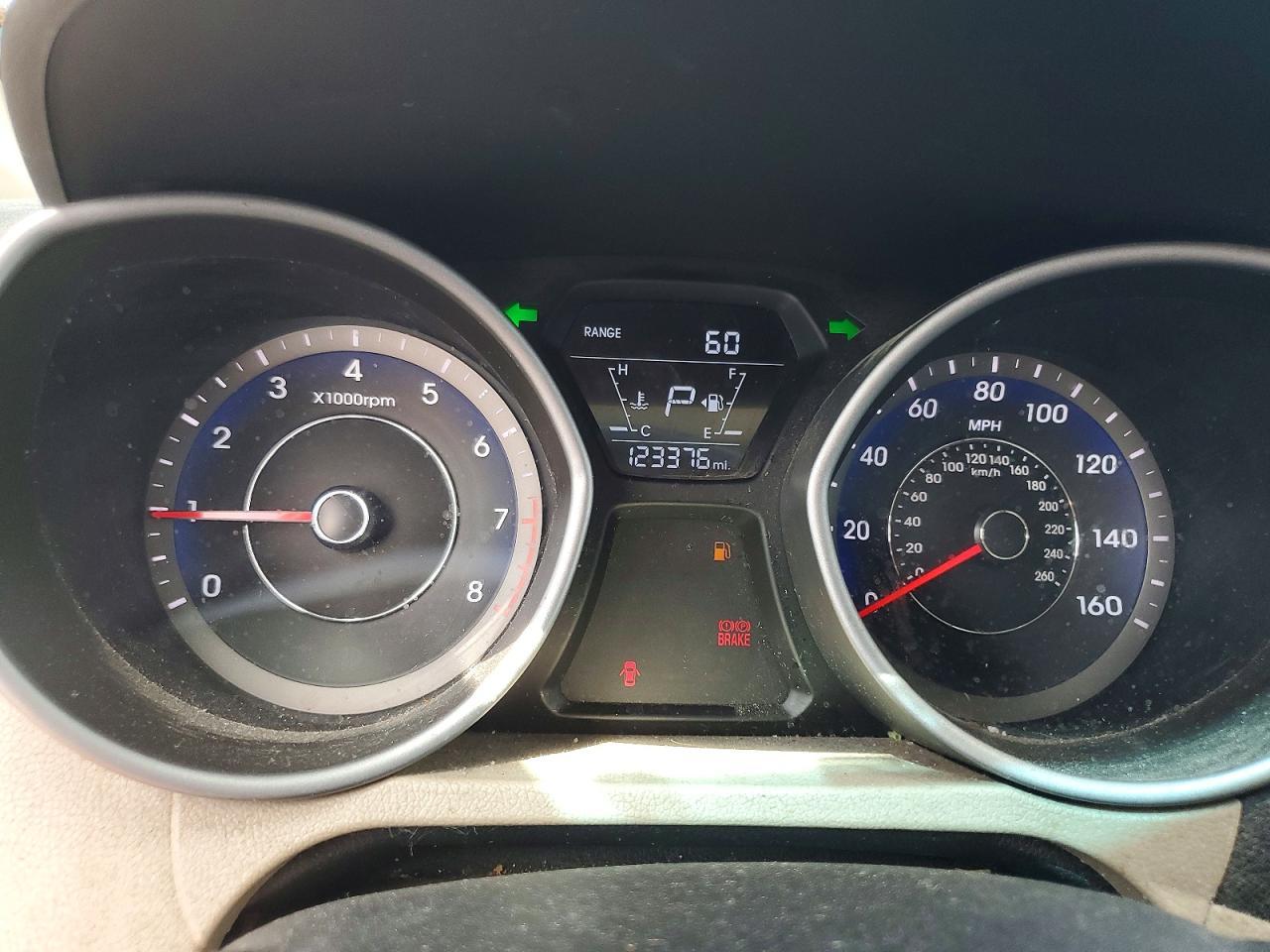 2016 Hyundai Elantra Value Edition - zdjęcie 9
