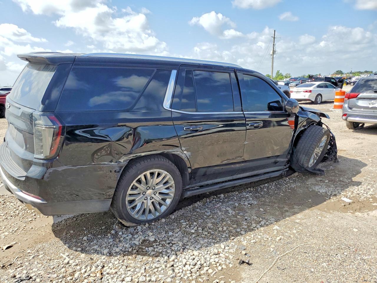 2025 Chevrolet Tahoe K1500 High Country - zdjęcie 3