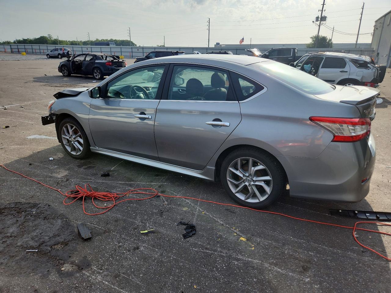 2013 Nissan Sentra S - zdjęcie 2