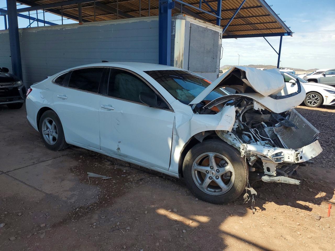2017 Chevrolet Malibu Ls - zdjęcie 4