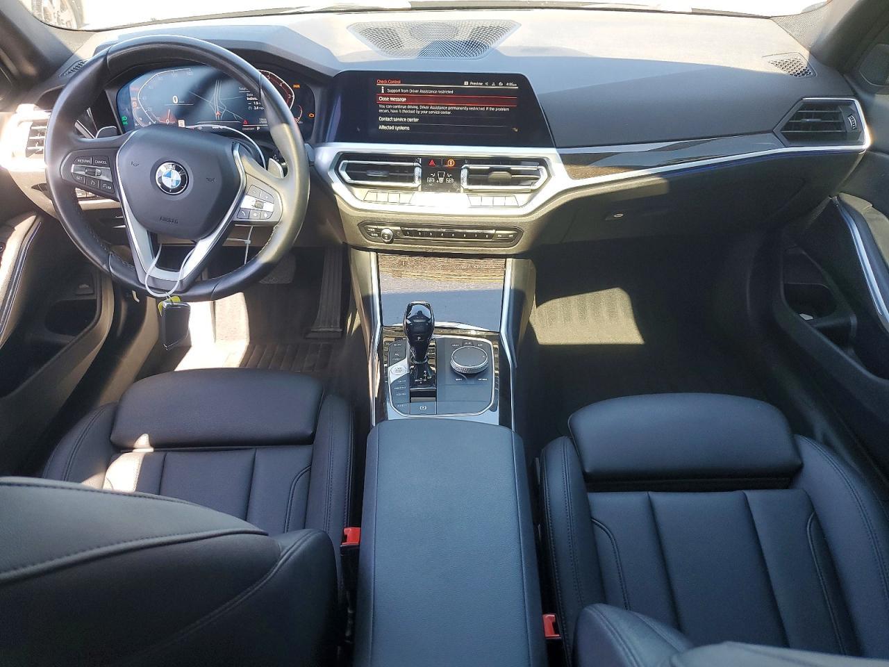 2020 BMW 330I - zdjęcie 8