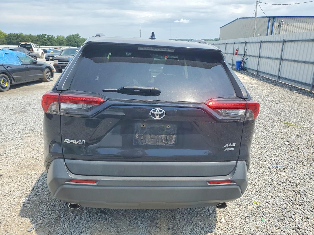 2019 Toyota Rav4 Xle - zdjęcie 6
