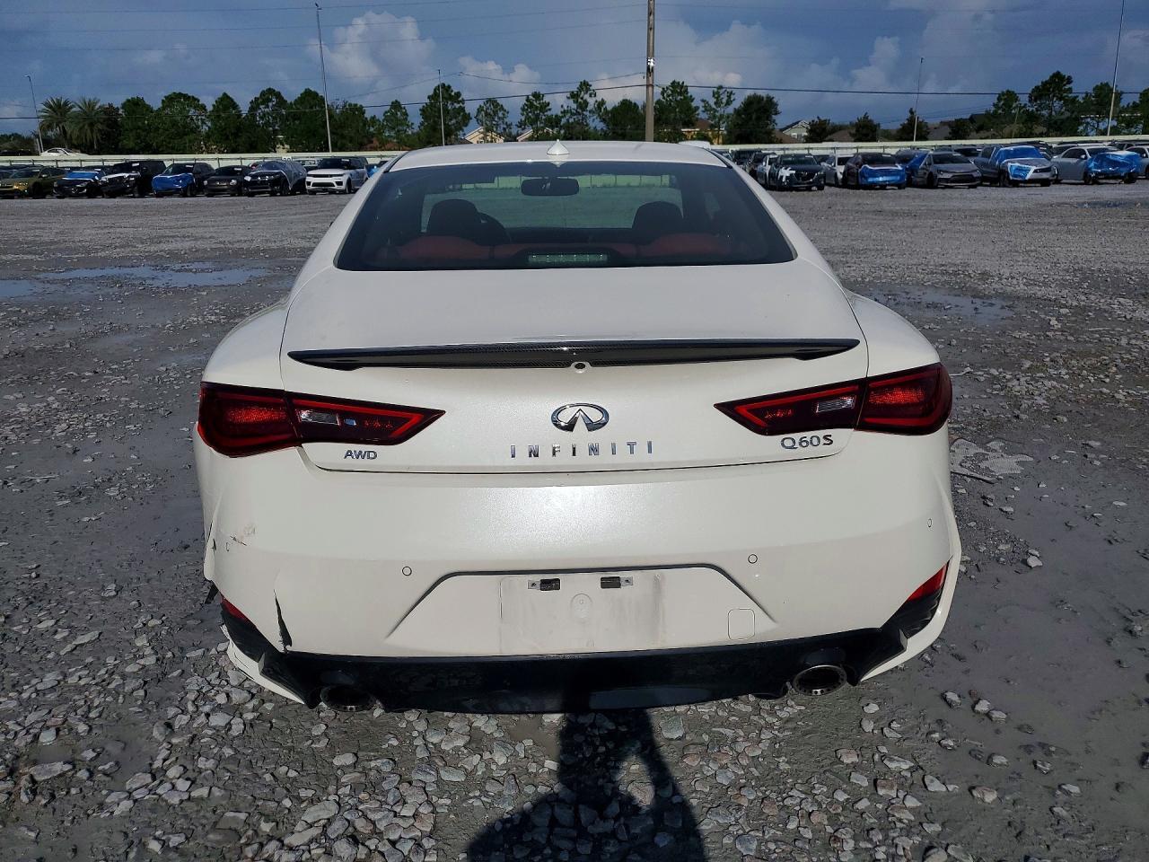 2022 Infiniti Q60 Red Sport 400 - zdjęcie 6