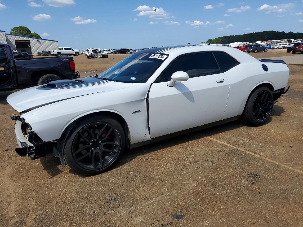 Dodge Challenger - zdjęcie 1
