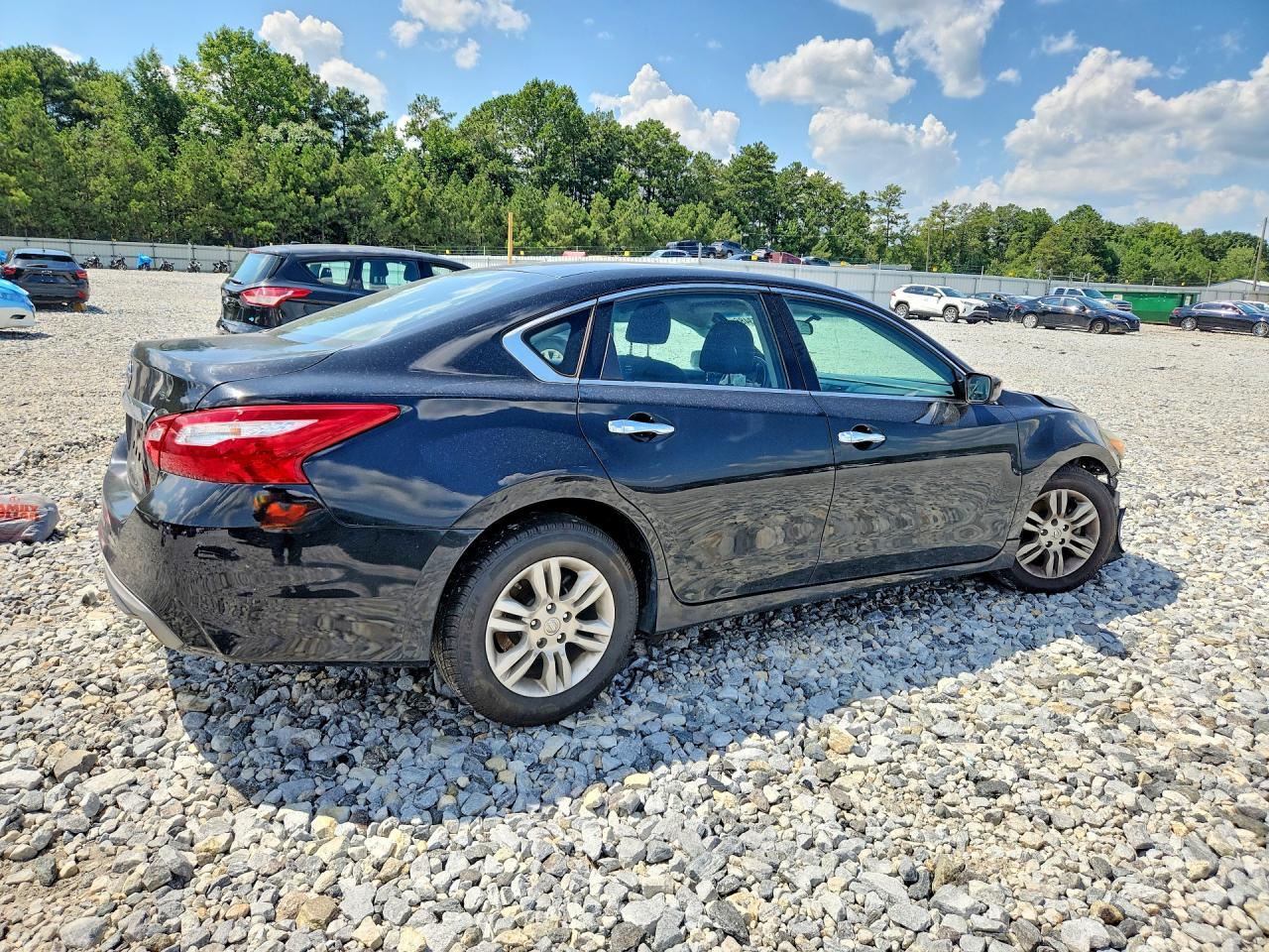 2017 Nissan Altima 2.5 S - zdjęcie 3