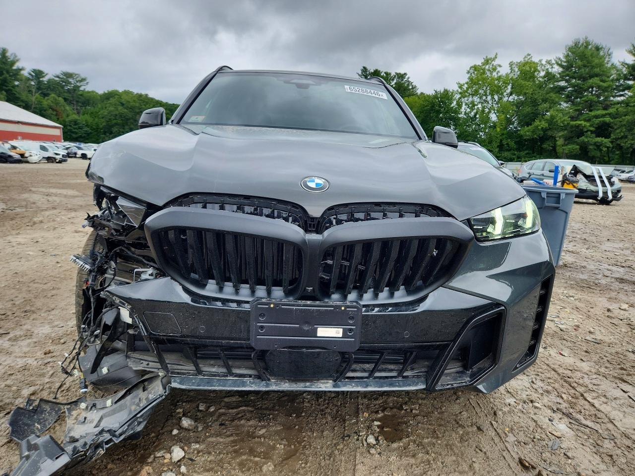 2026 BMW X5 xDrive40I - zdjęcie 5