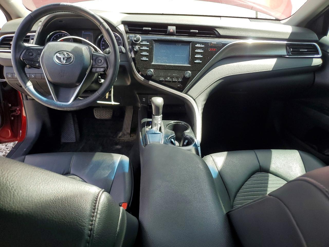 2018 Toyota Camry Se - zdjęcie 8
