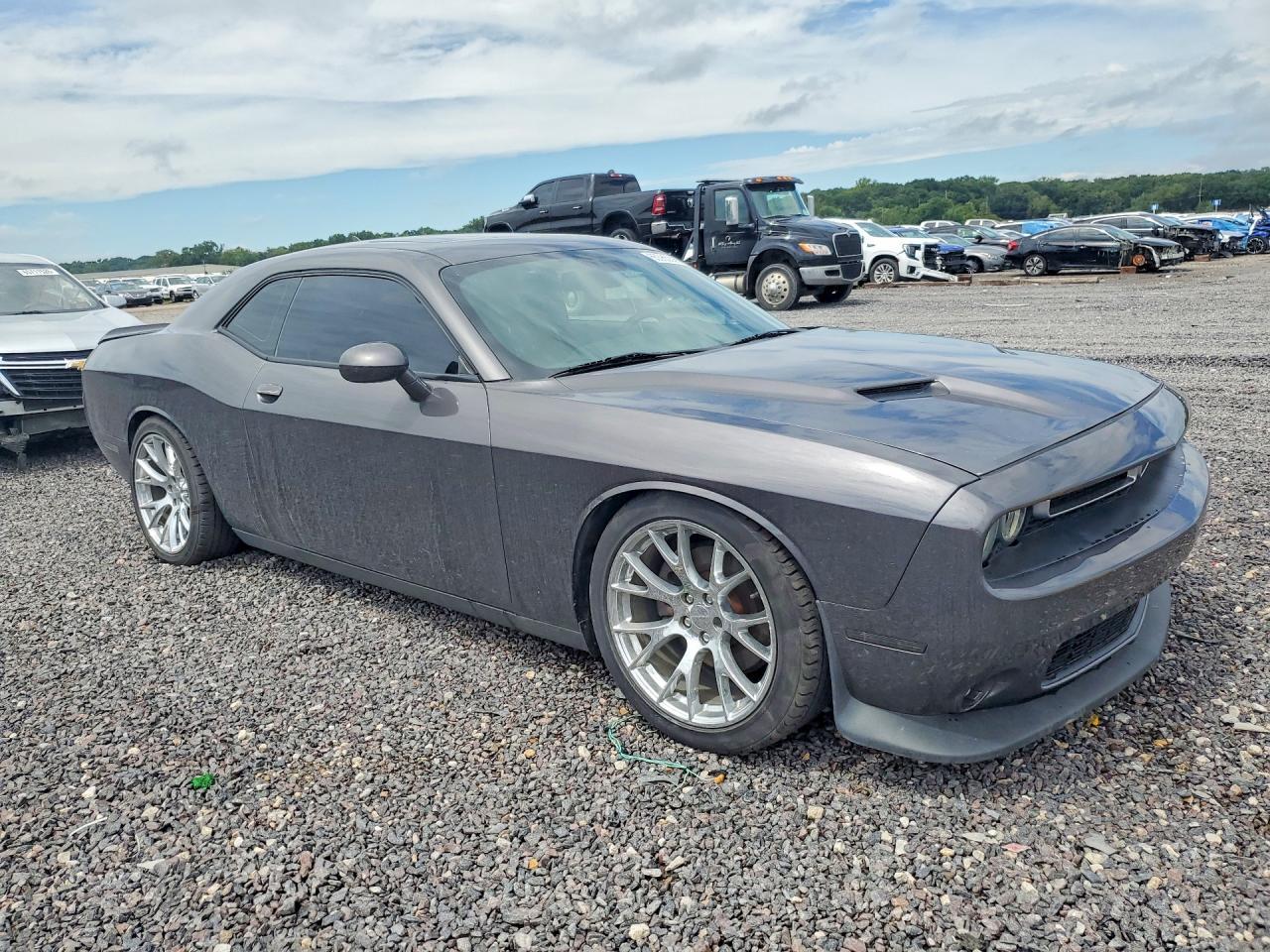 2016 Dodge Challenger R/T - zdjęcie 4