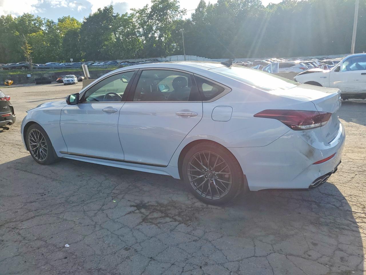 2019 Genesis G80 3.3T Sport - zdjęcie 2