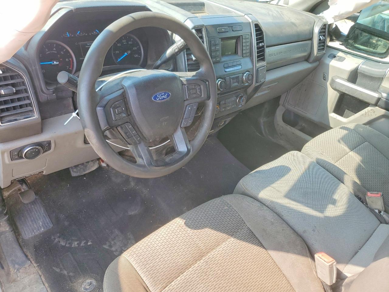 2018 Ford F250 Super Duty - zdjęcie 8