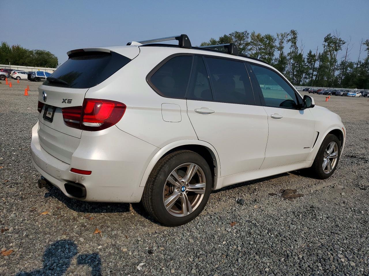 2015 BMW X5 xDrive35D - zdjęcie 3