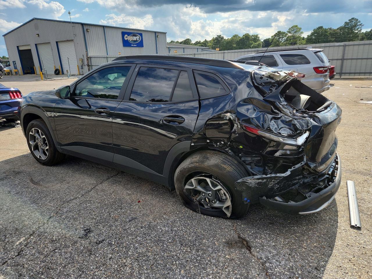 2025 Chevrolet Trax 1Lt - zdjęcie 2