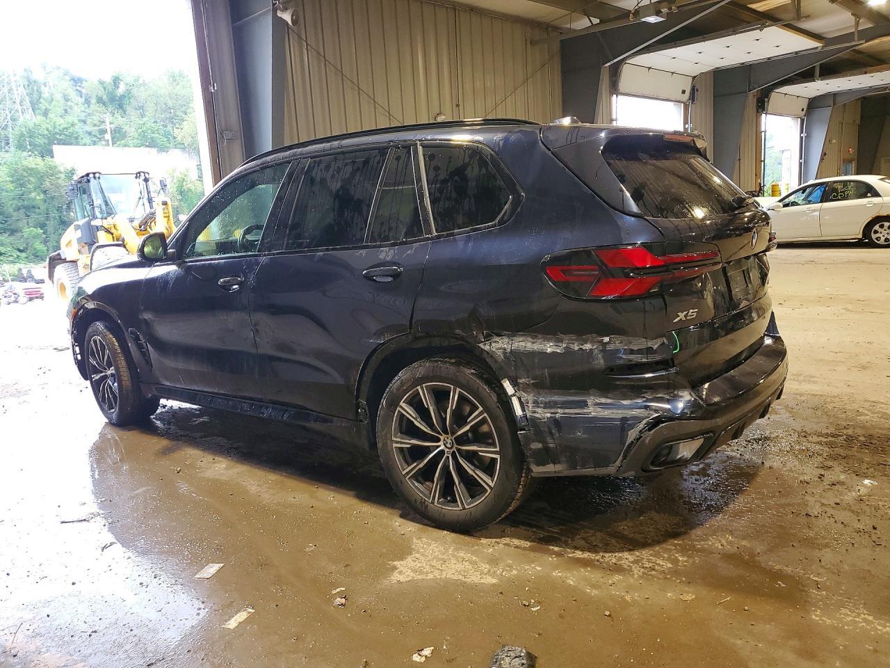 2024 BMW X5 xDrive40I - zdjęcie 2