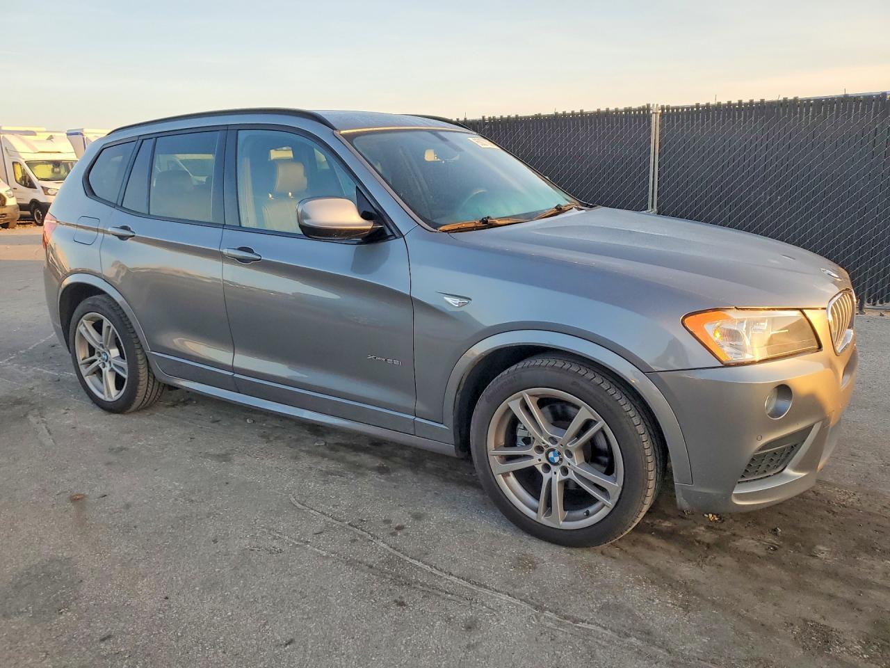 2014 BMW X3 xDrive28I - zdjęcie 4