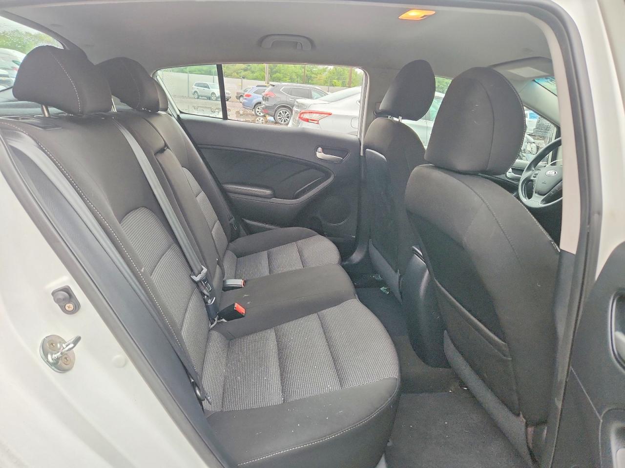 2017 Kia Forte5 Lx - zdjęcie 10