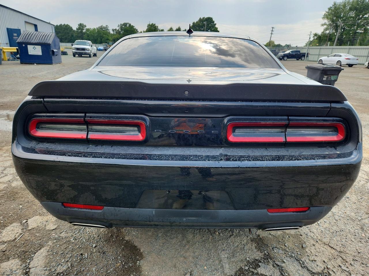 2023 Dodge Challenger Sxt - zdjęcie 6