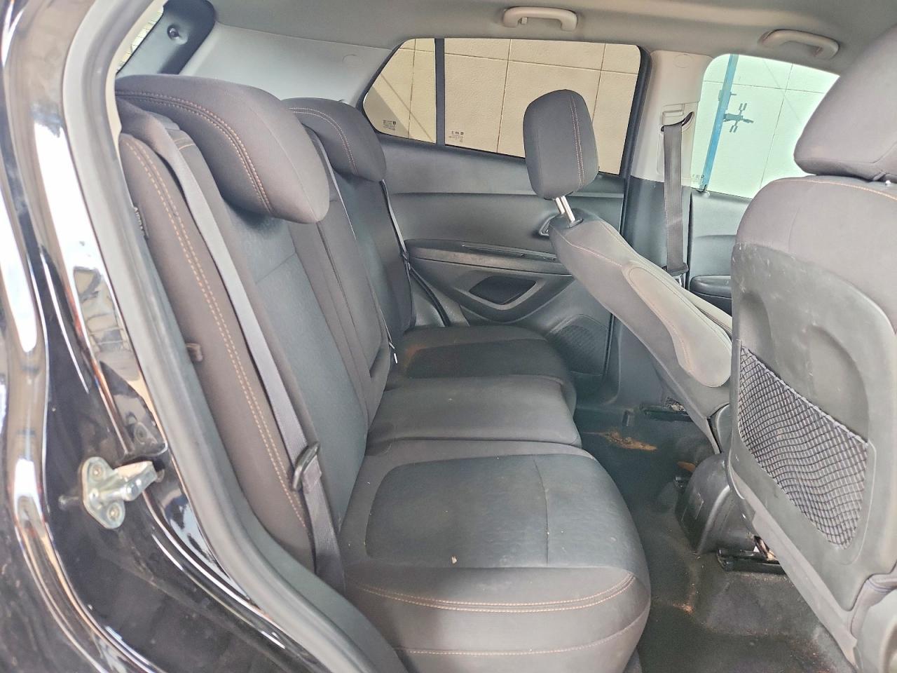 2020 Chevrolet Trax Ls - zdjęcie 11