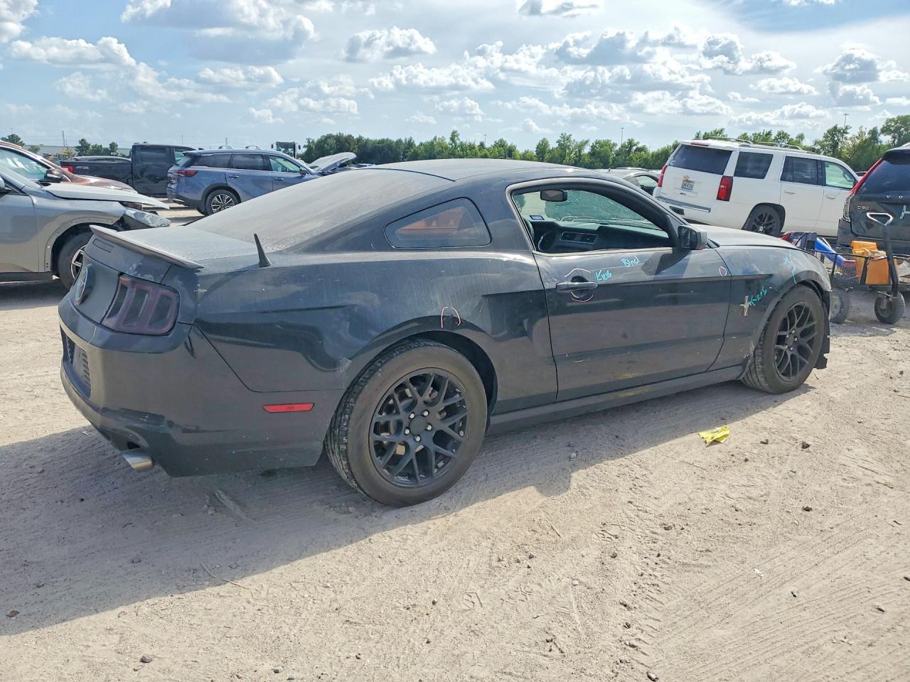 2014 Ford Mustang - zdjęcie 3