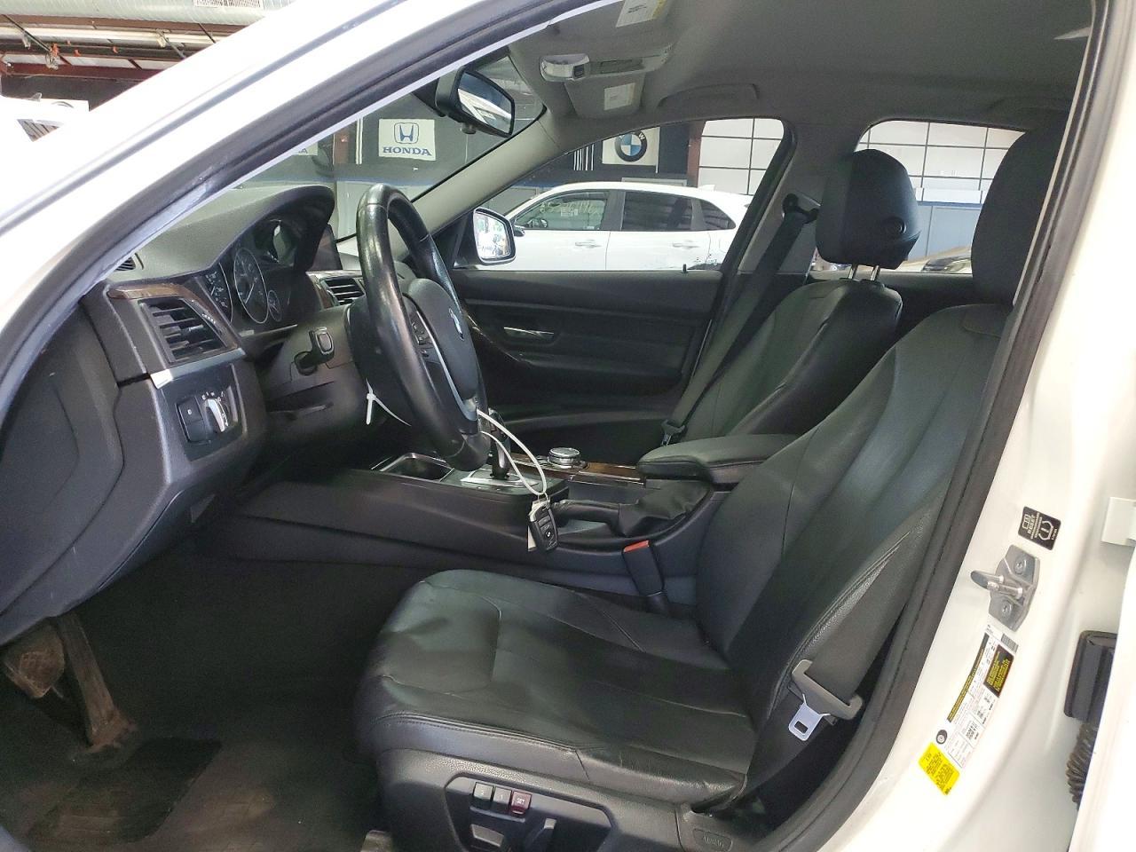 2015 BMW 328 I - zdjęcie 7