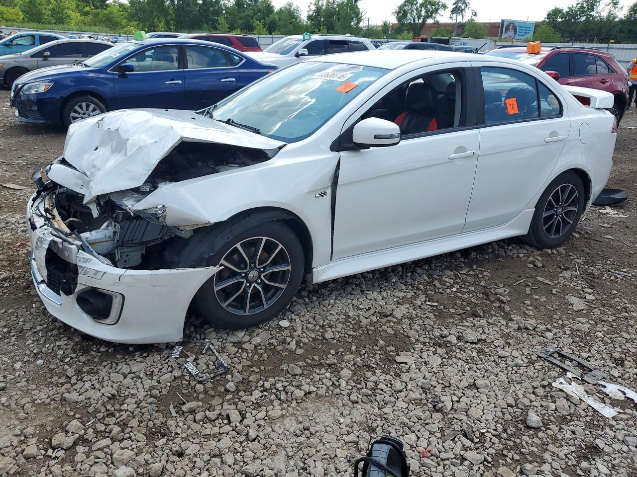 2017 Mitsubishi Lancer Es - zdjęcie główne