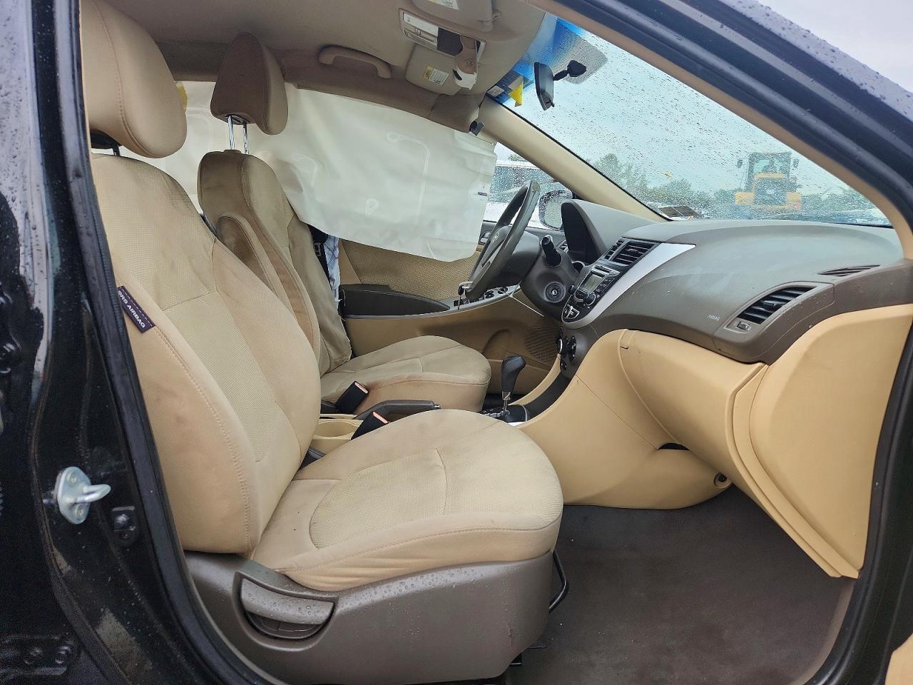 2013 Hyundai Accent Gls - zdjęcie 7